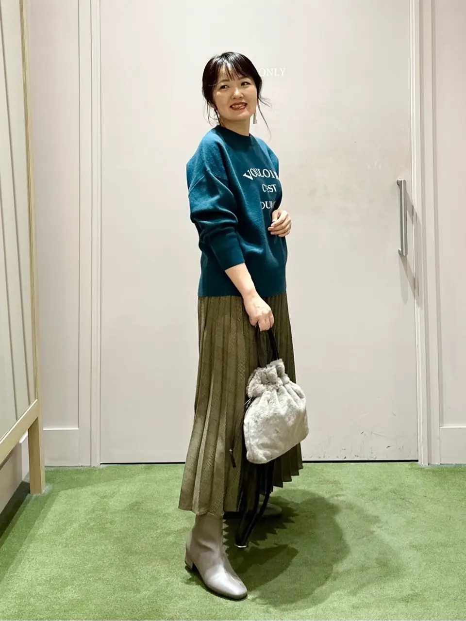 ANY フジコ コーディネート画像