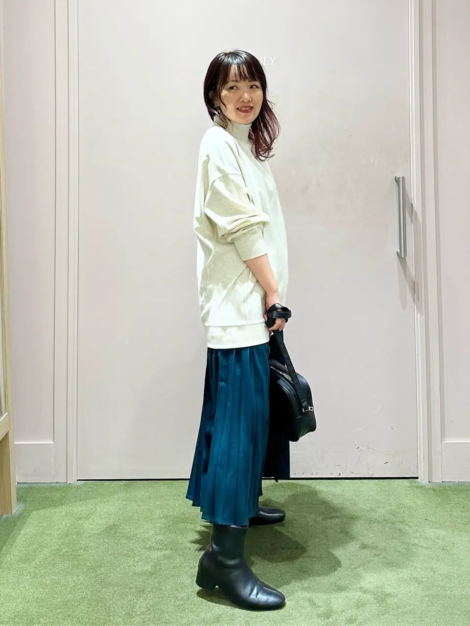 ANY フジコ コーディネート画像