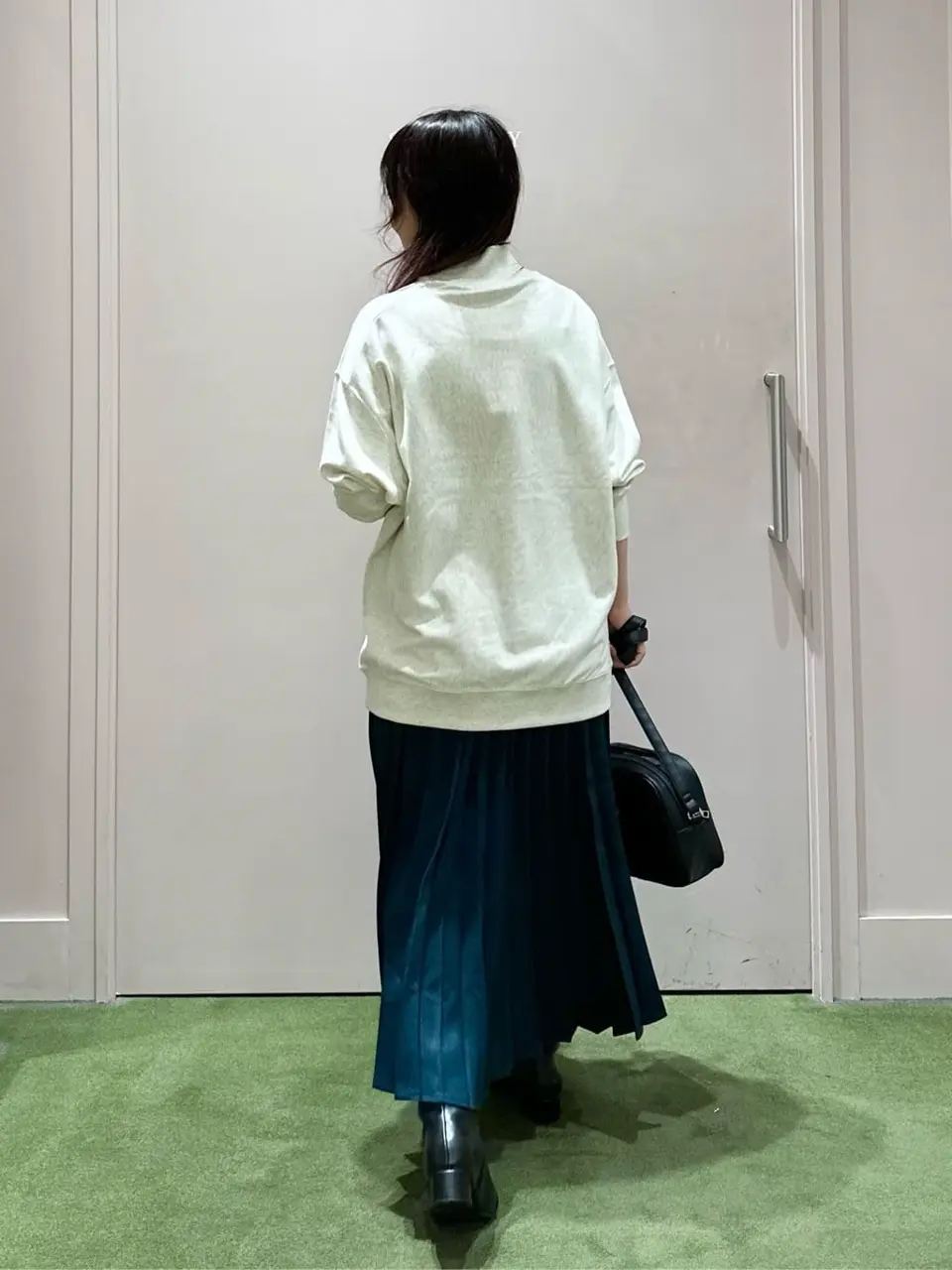 ANY フジコ コーディネート画像