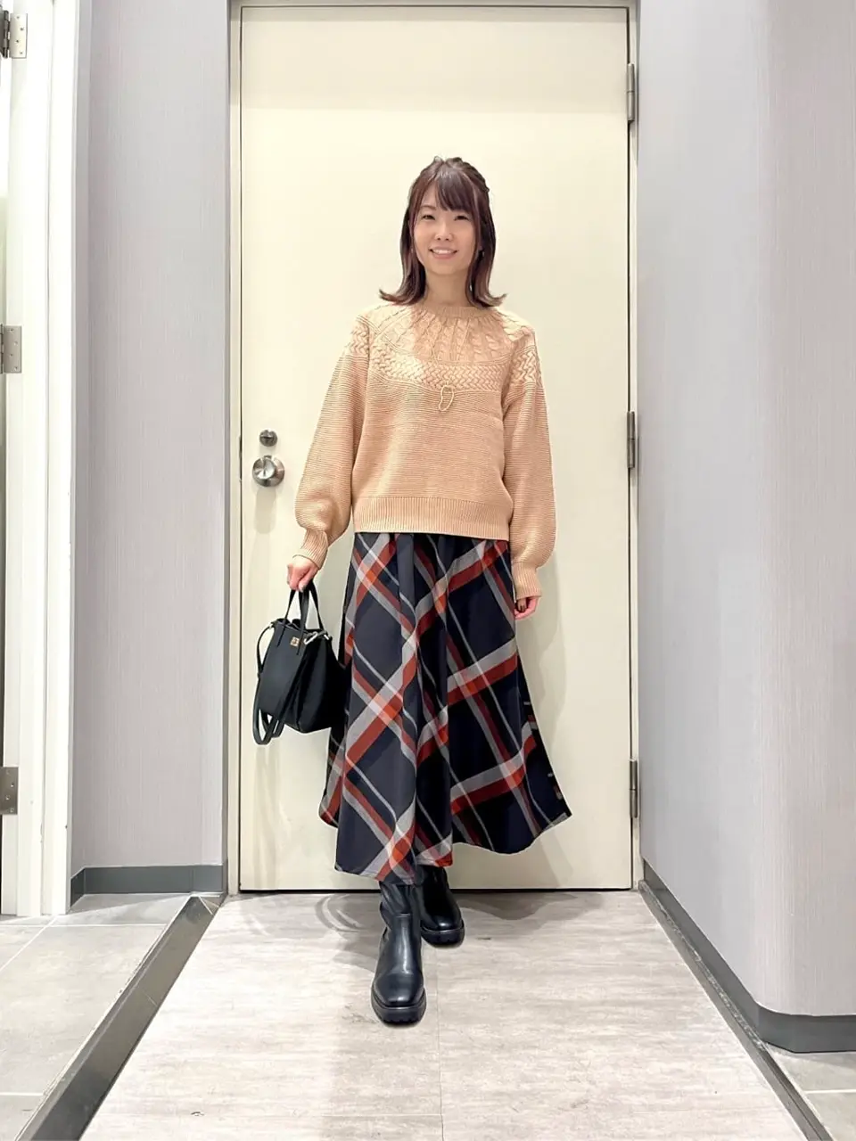 ANY 金井 コーディネート画像