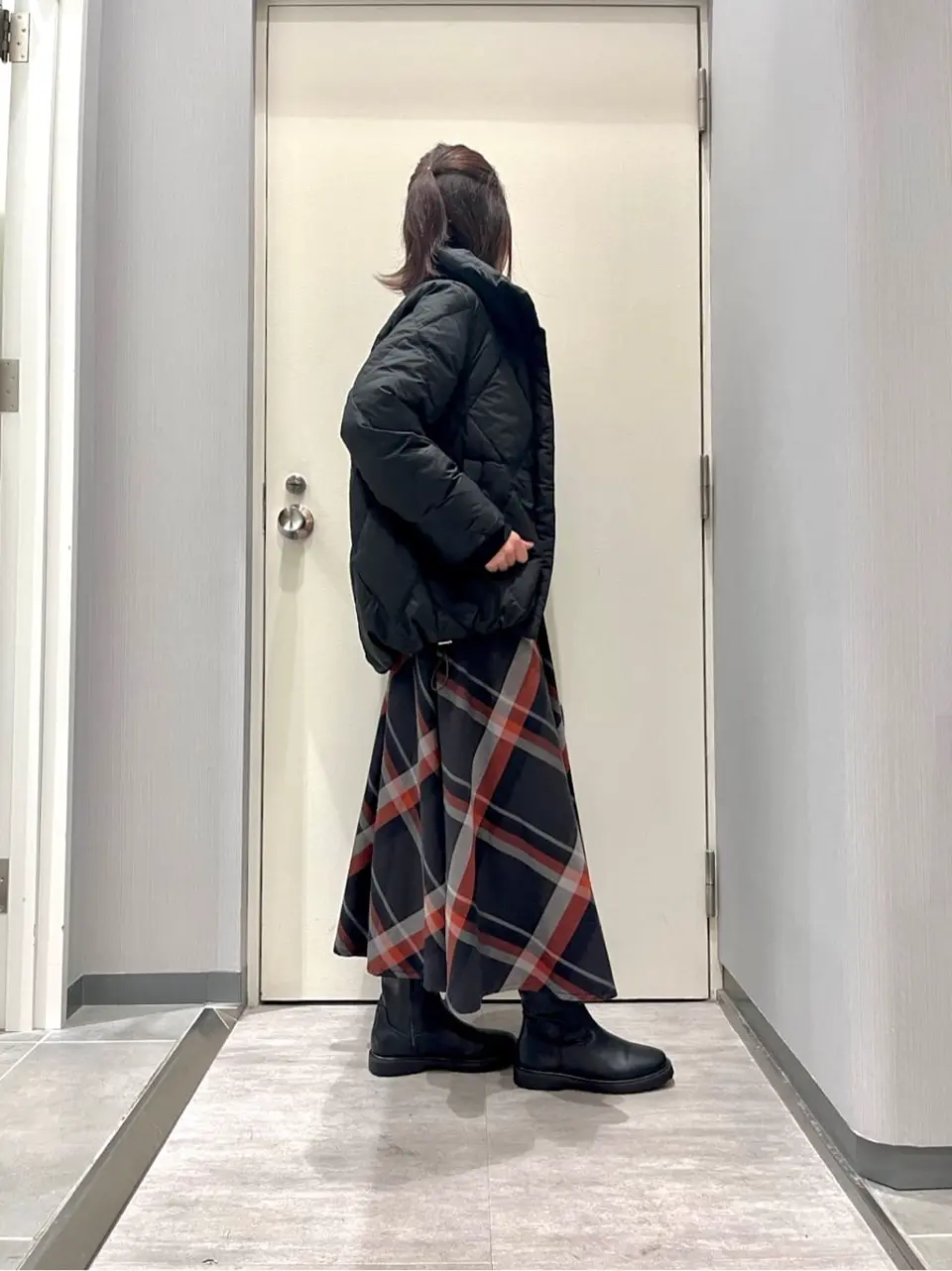 ANY 金井 コーディネート画像