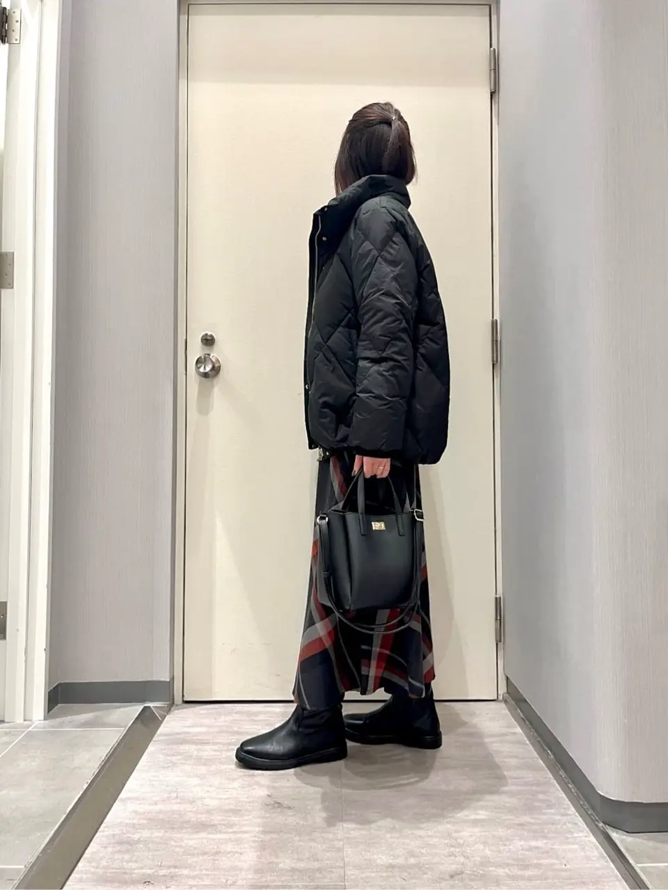 ANY 金井 コーディネート画像