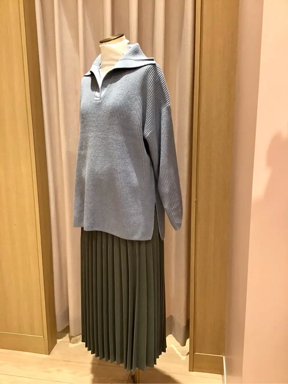 ANY 浅岡 コーディネート画像