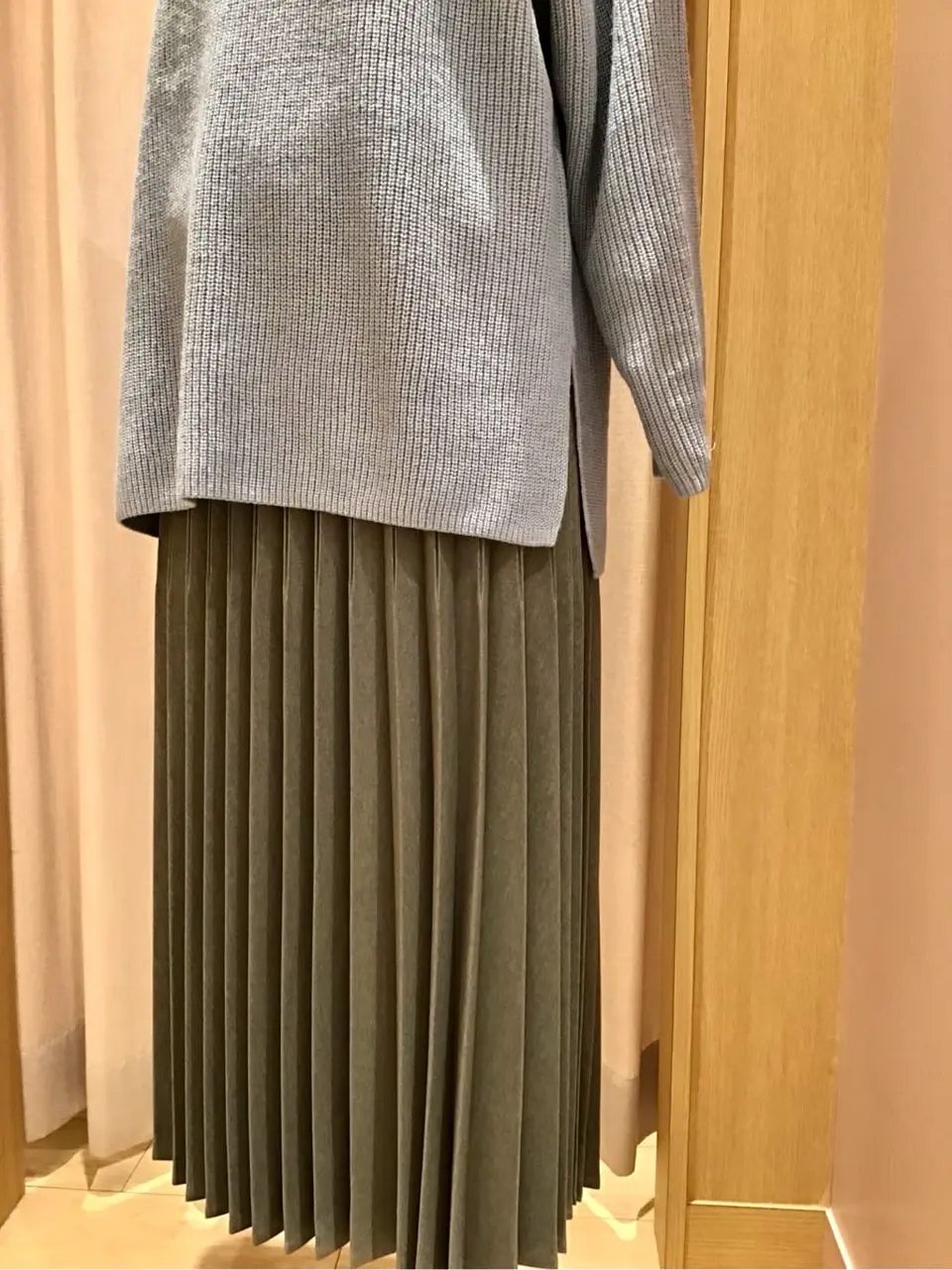 ANY 浅岡 コーディネート画像