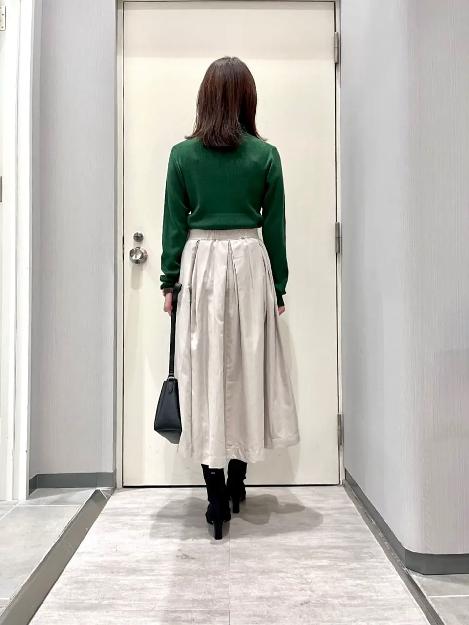 ANY 金井 コーディネート画像