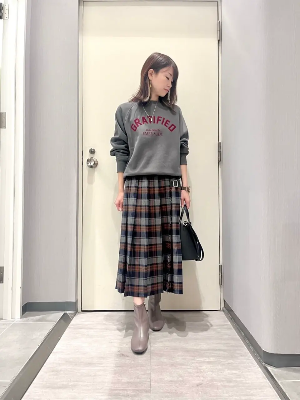 ANY 金井 コーディネート画像