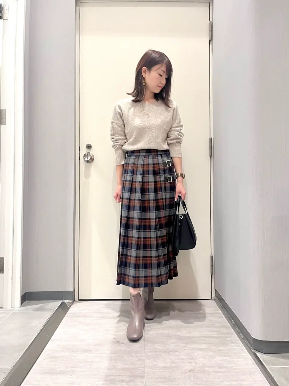 ANY 金井 コーディネート画像