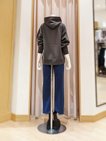 ANY 岩田 コーディネート画像