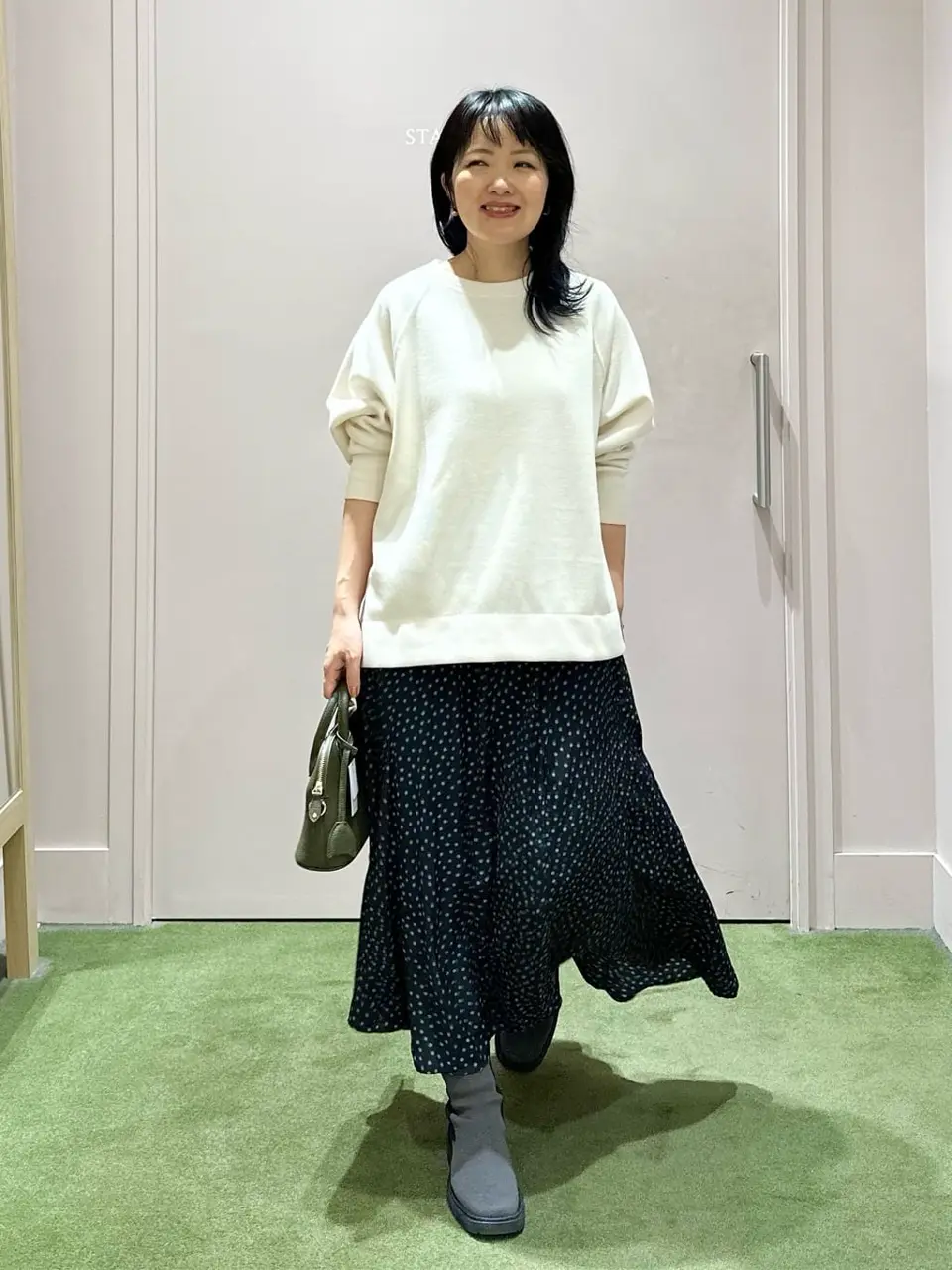 ANY フジコ コーディネート画像