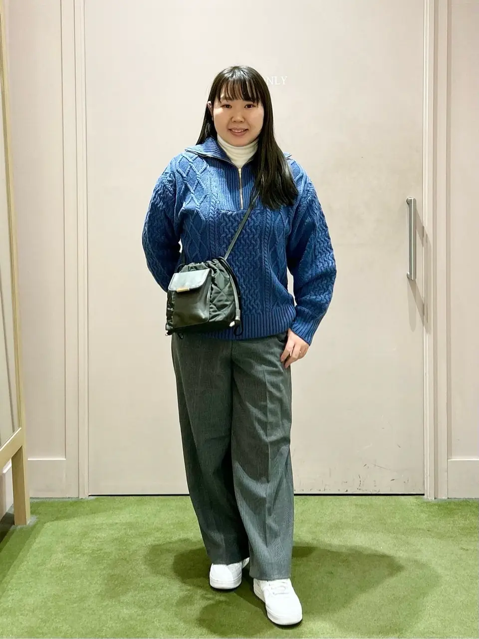 ANY O コーディネート画像