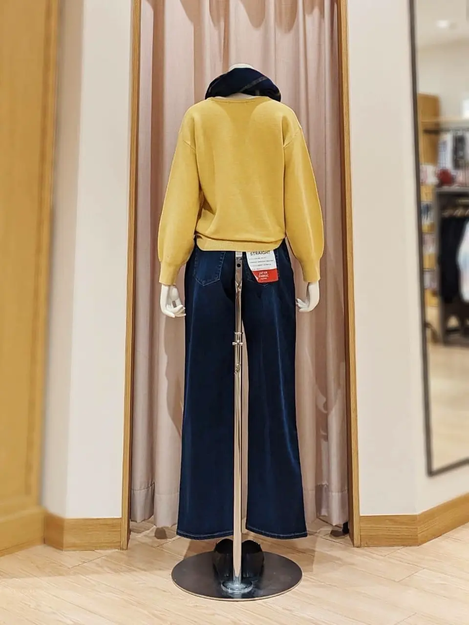 ANY 岩田 コーディネート画像