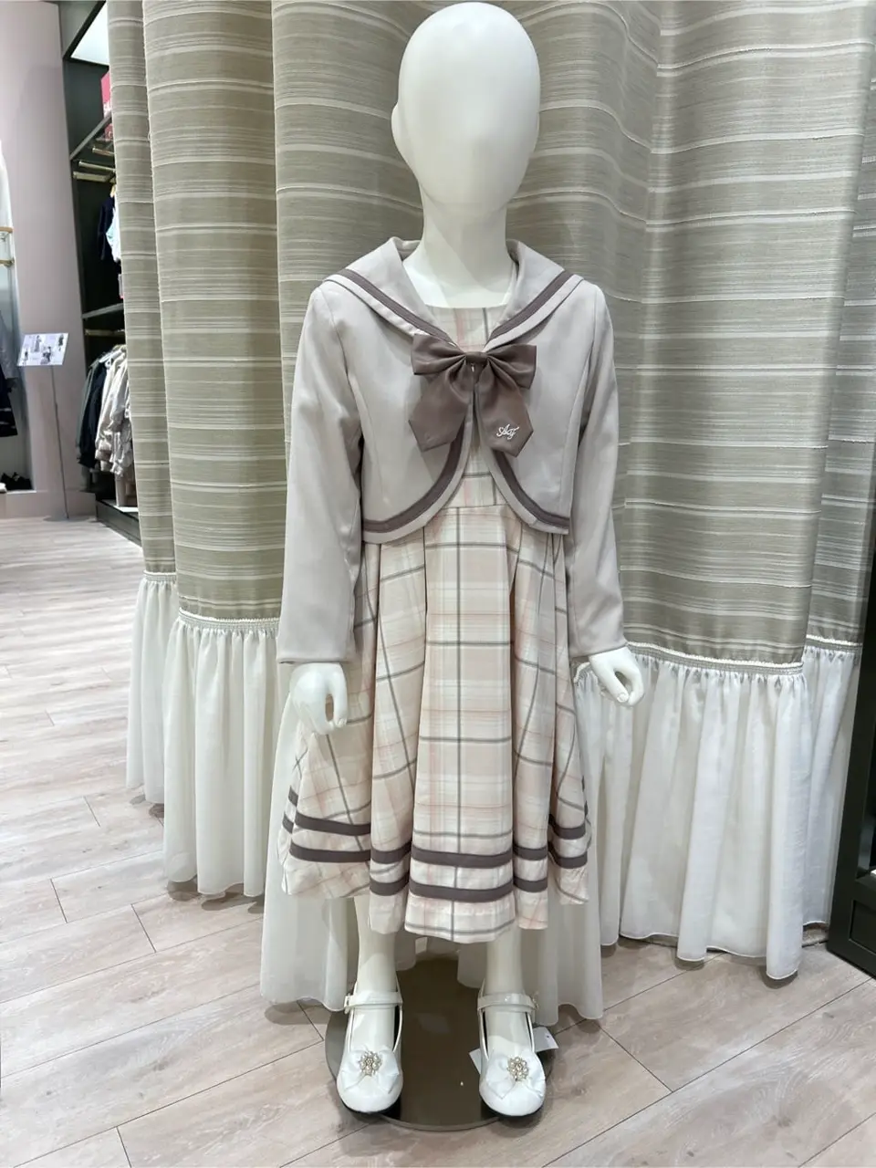 ANY 岡田 コーディネート画像