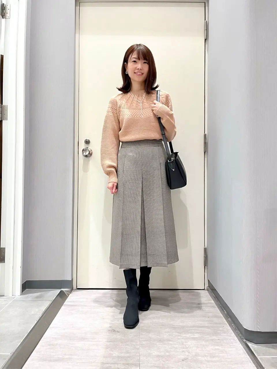 ANY 金井 コーディネート画像