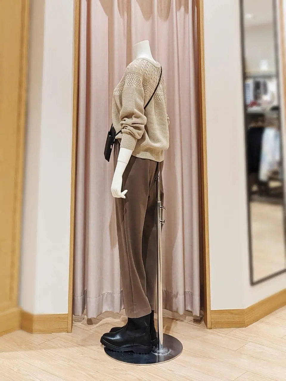 ANY 岩田 コーディネート画像