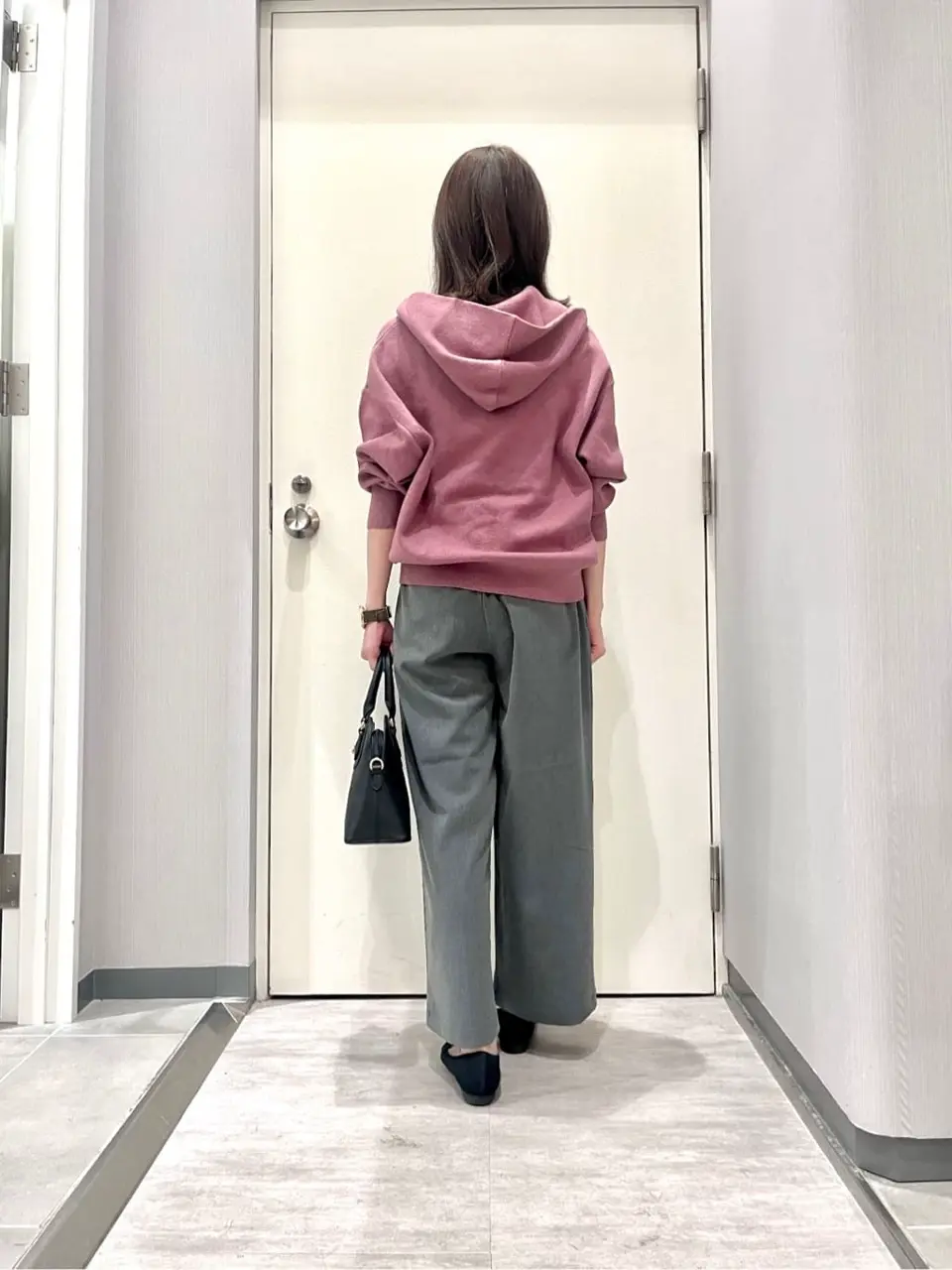 ANY 金井 コーディネート画像