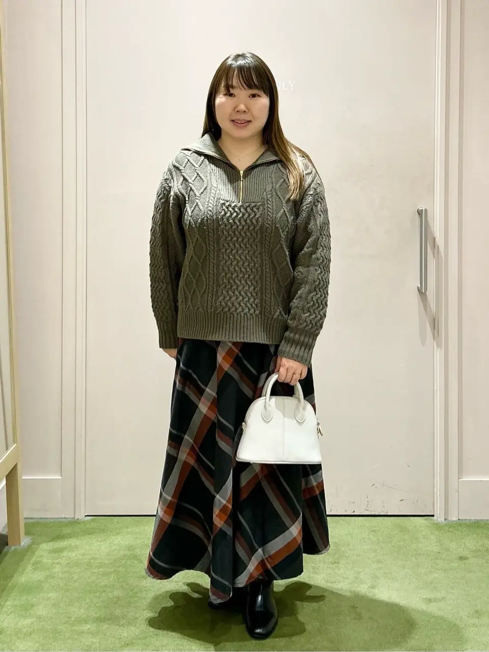 ANY O コーディネート画像