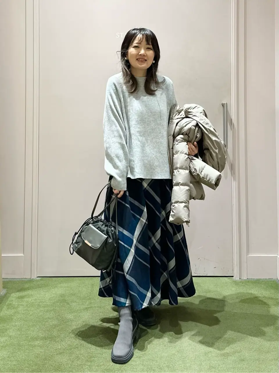 ANY フジコ コーディネート画像