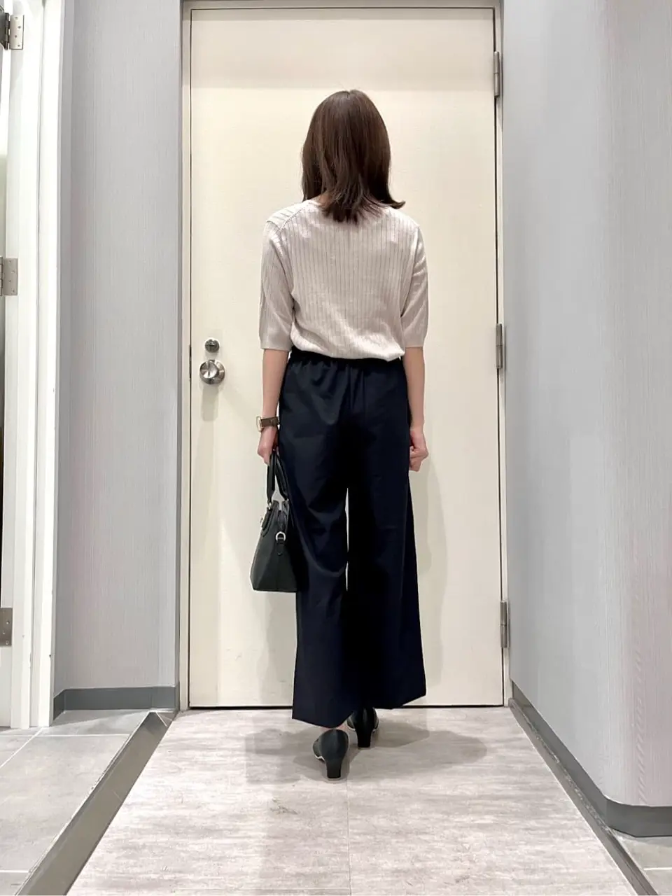 ANY 金井 コーディネート画像