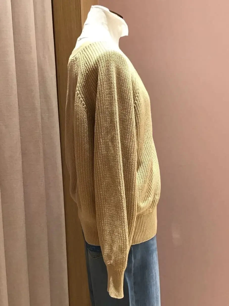 ANY 本吉 コーディネート画像