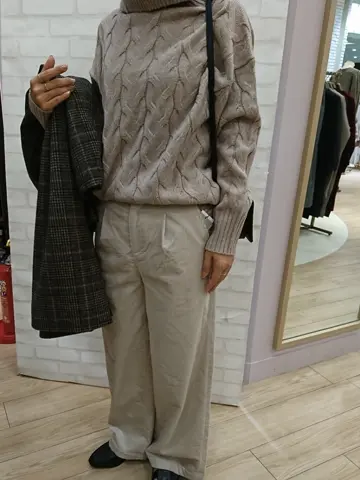 ANY 小渕 コーディネート画像