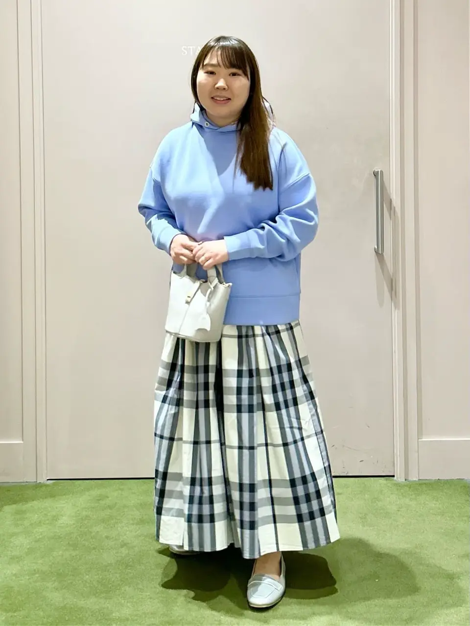 ANY O コーディネート画像