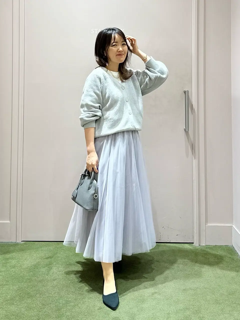 ANY フジコ コーディネート画像