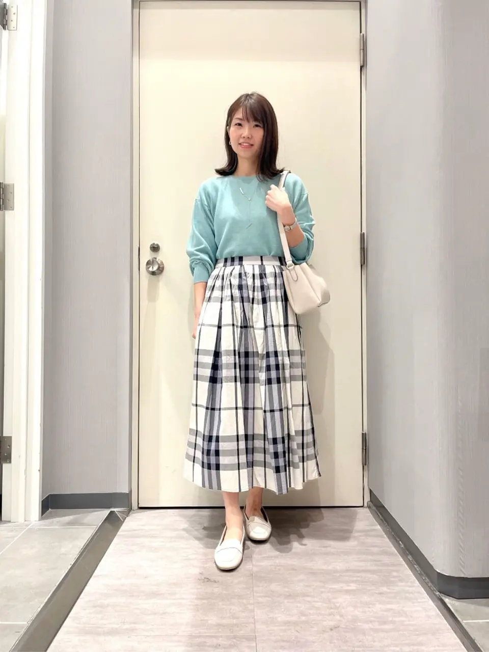 ANY 金井 コーディネート画像