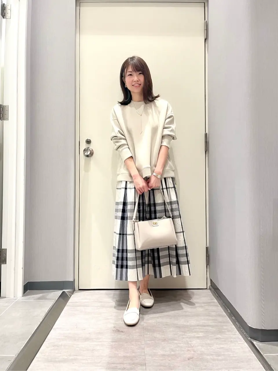 ANY 金井 コーディネート画像