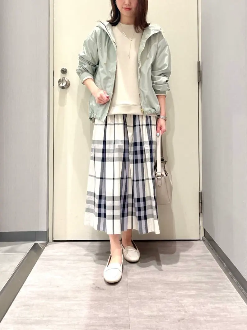 ANY 金井 コーディネート画像