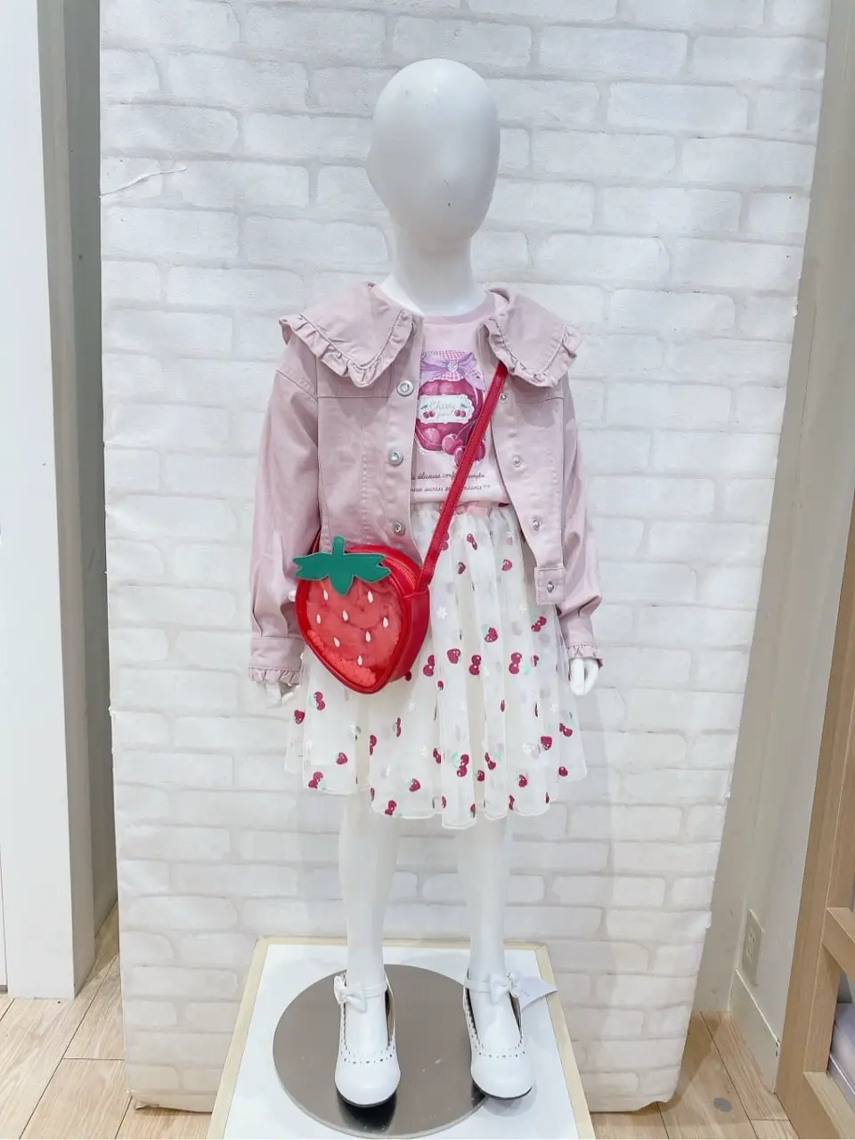 ANY 嶋田 コーディネート画像