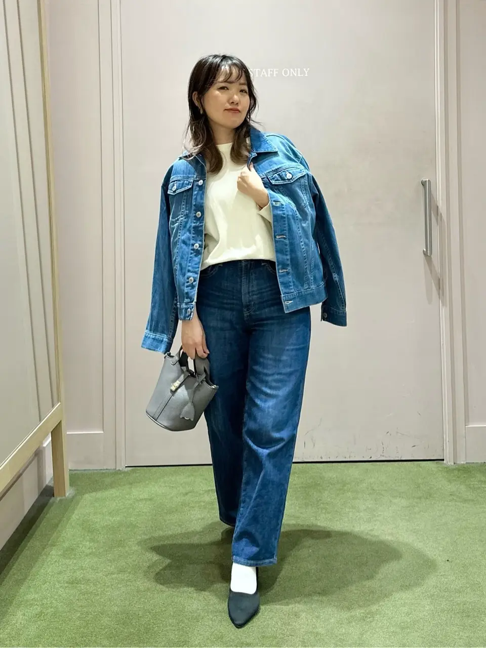 ANY フジコ コーディネート画像