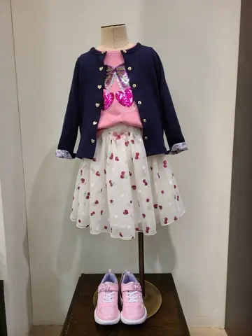 ANY 佐々木 コーディネート画像