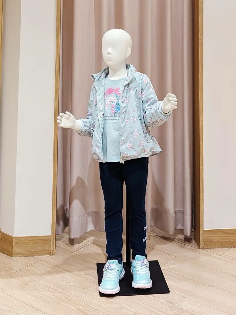 ANY 奥原 コーディネート画像