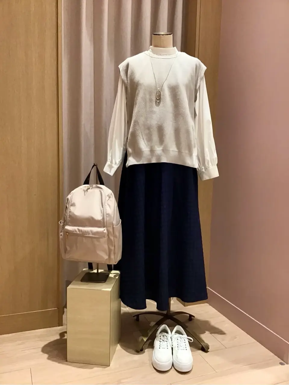 ANY 浅岡 コーディネート画像