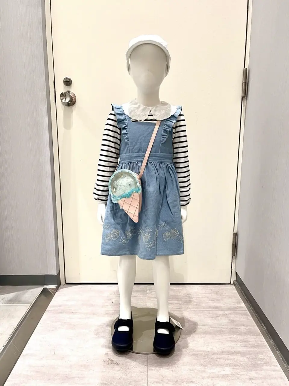 ANY 金井 コーディネート画像