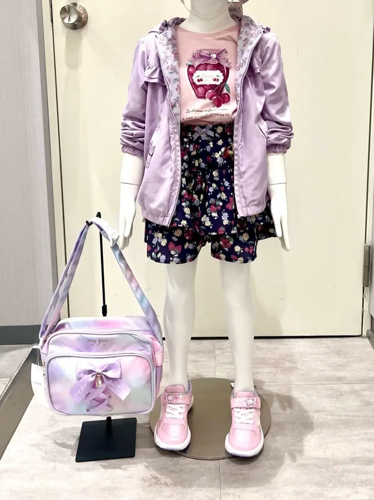 ANY 金井 コーディネート画像