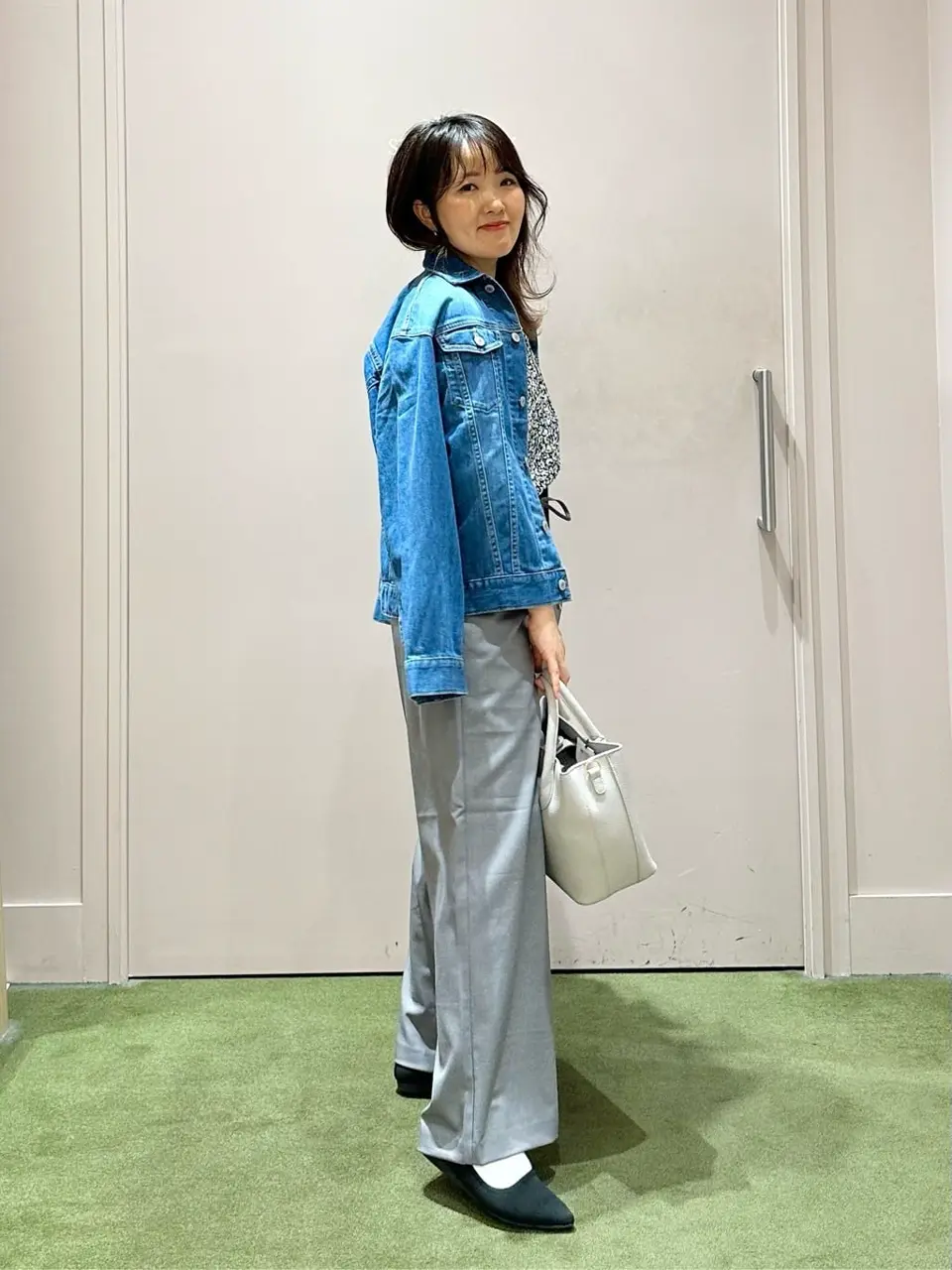 ANY フジコ コーディネート画像