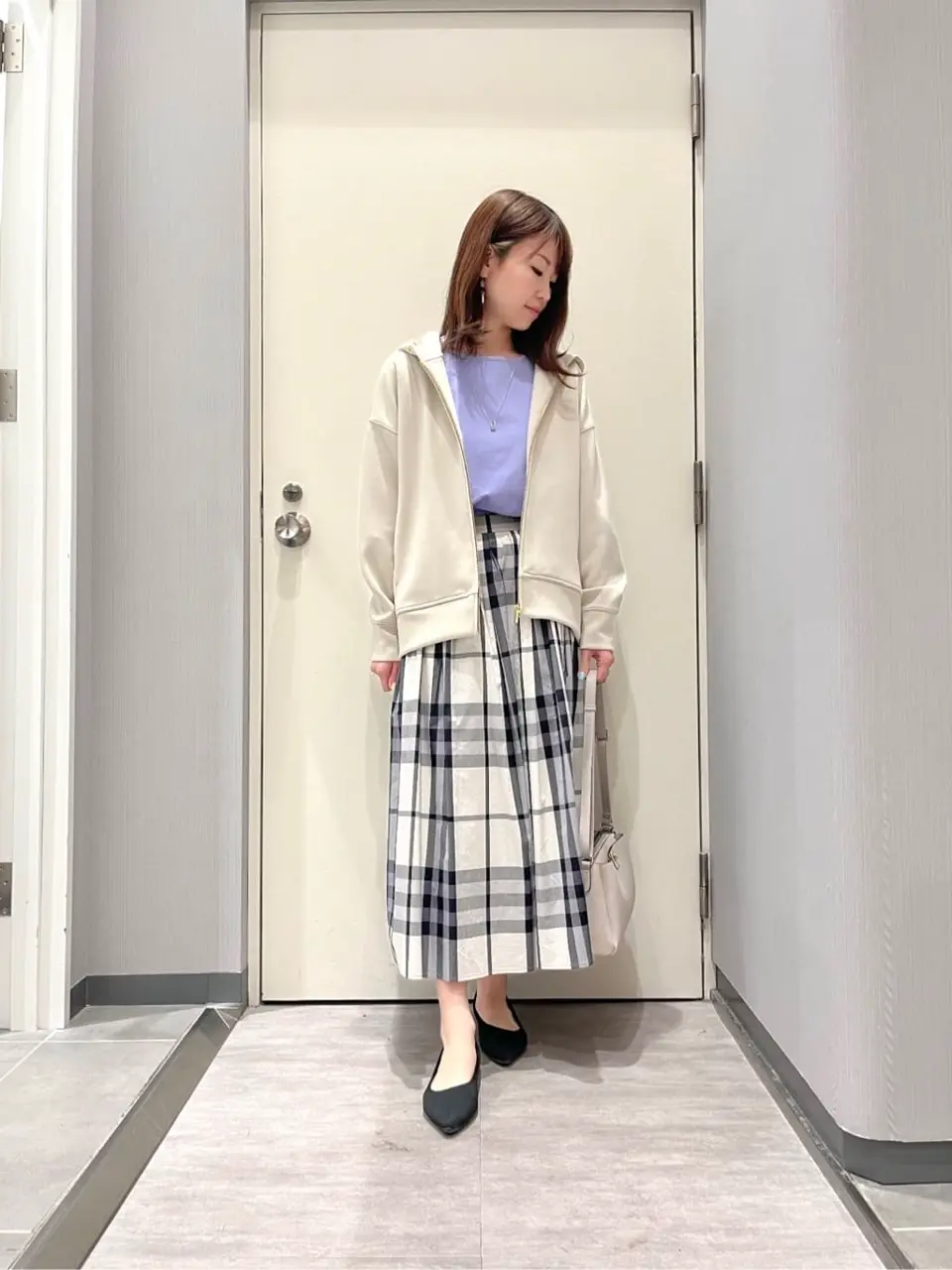 ANY 金井 コーディネート画像