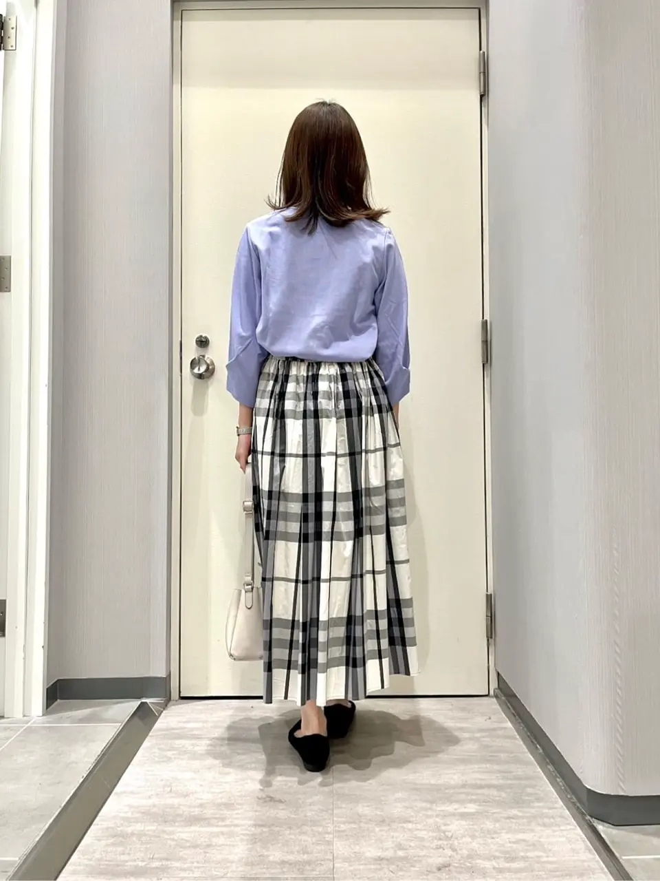 ANY 金井 コーディネート画像