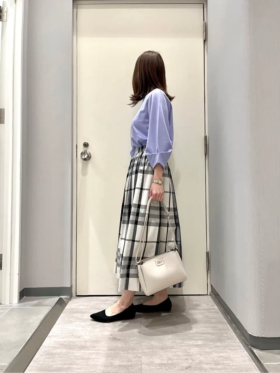 ANY 金井 コーディネート画像