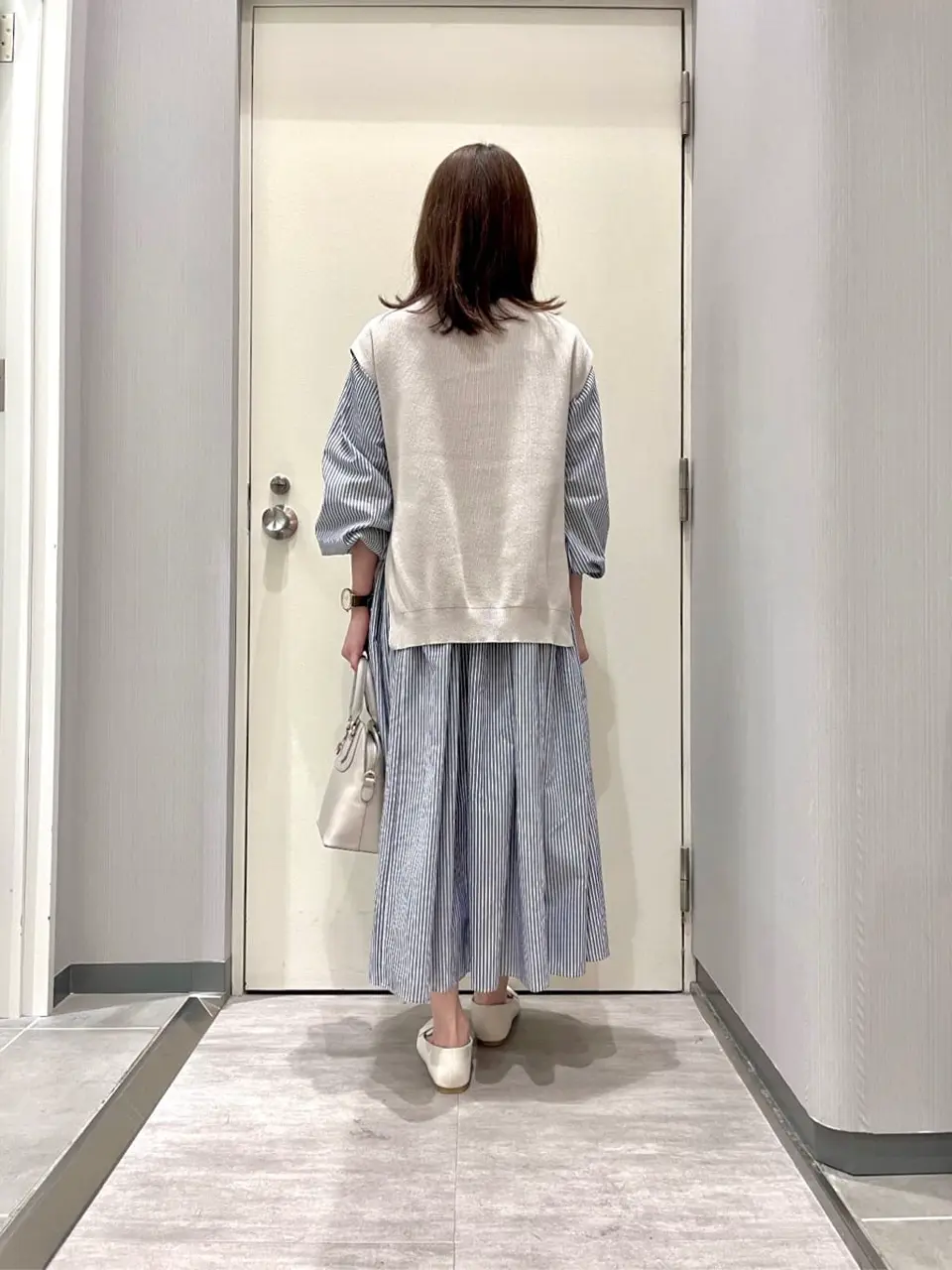 ANY 金井 コーディネート画像