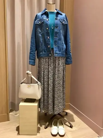 ANY 浅岡 コーディネート画像