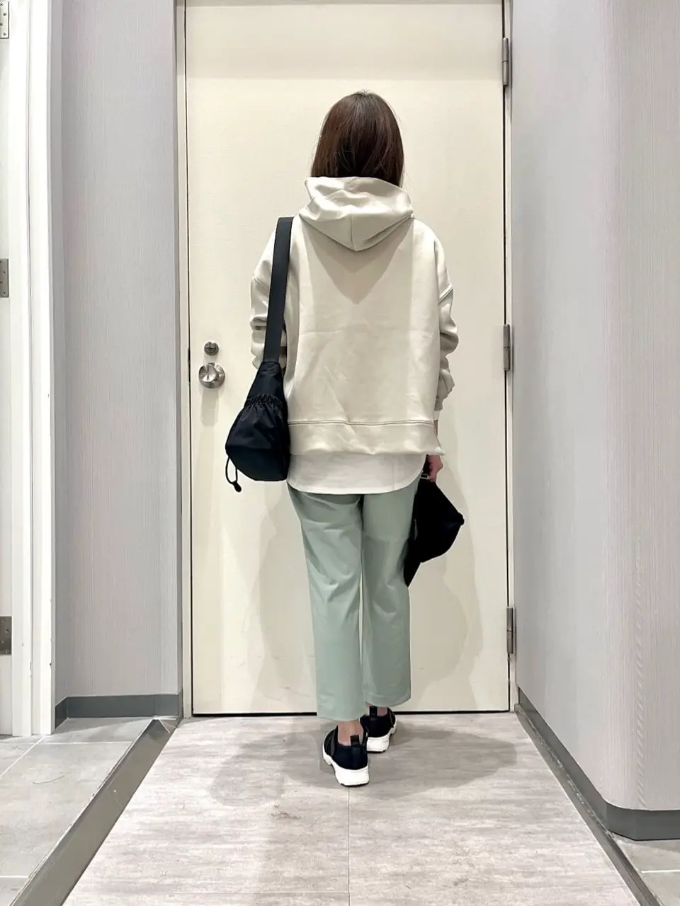 ANY 金井 コーディネート画像