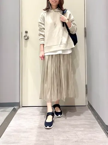 ANY 金井 コーディネート画像