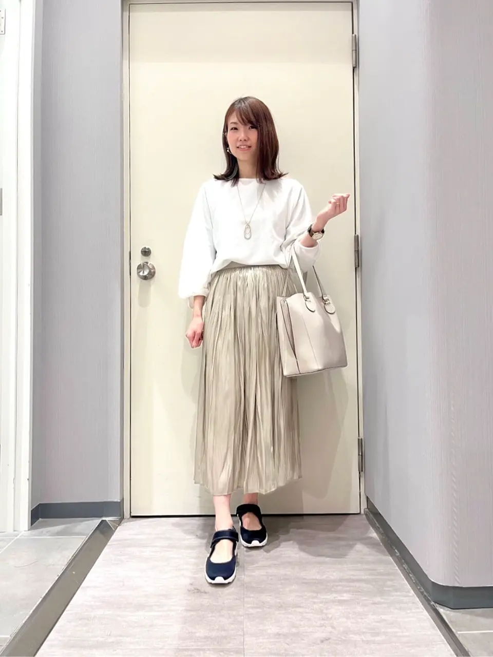 ANY 金井 コーディネート画像