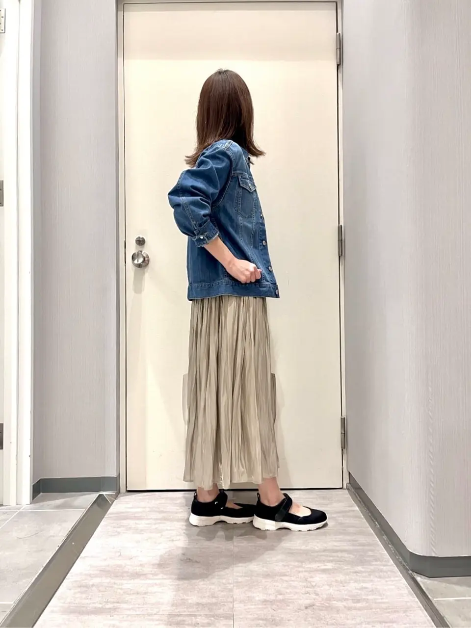 ANY 金井 コーディネート画像