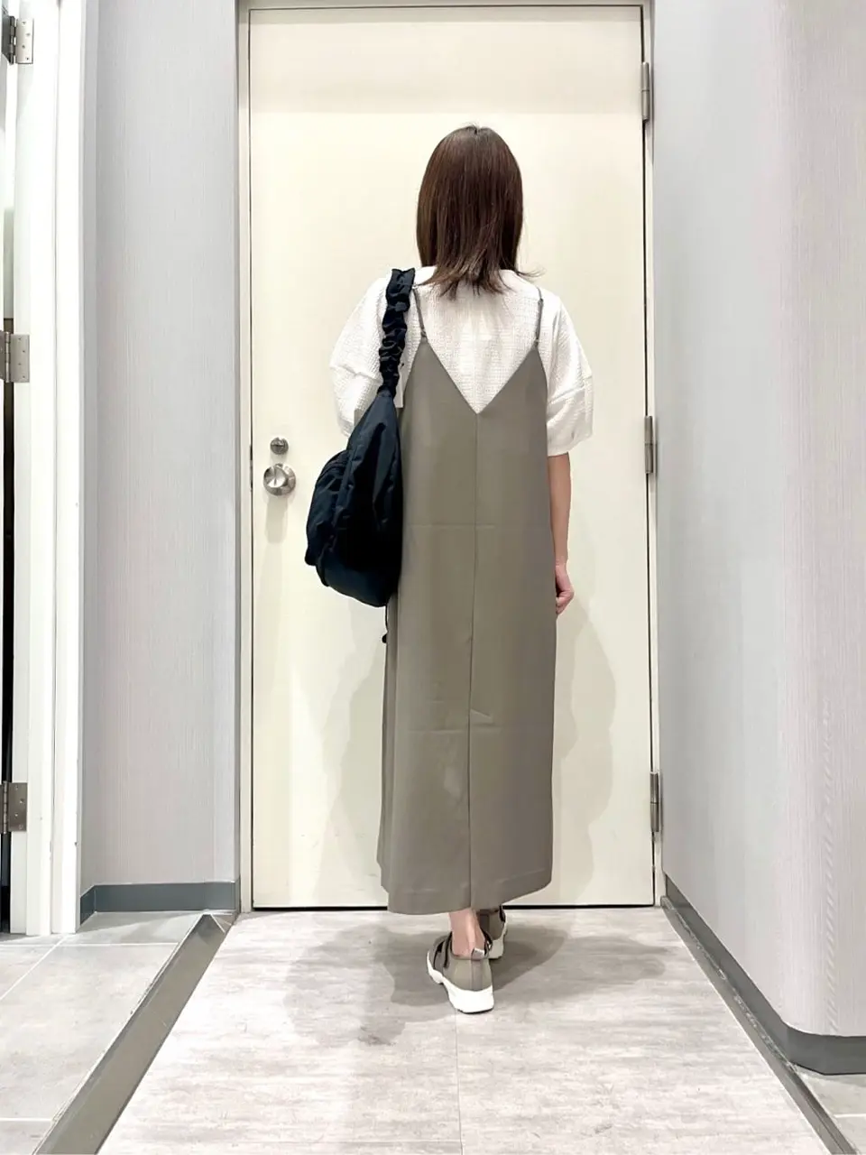 ANY 金井 コーディネート画像