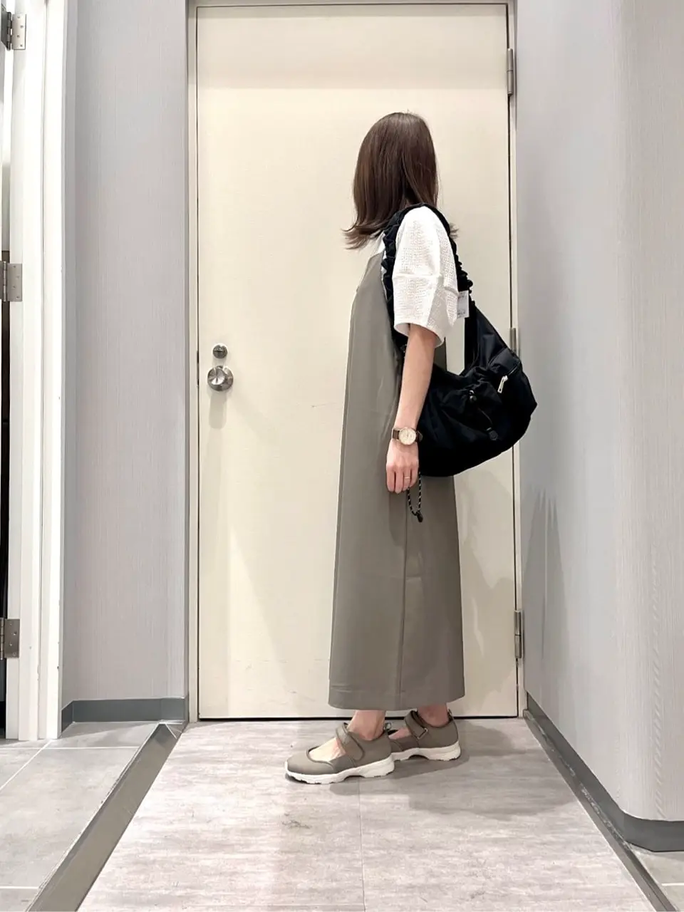 ANY 金井 コーディネート画像