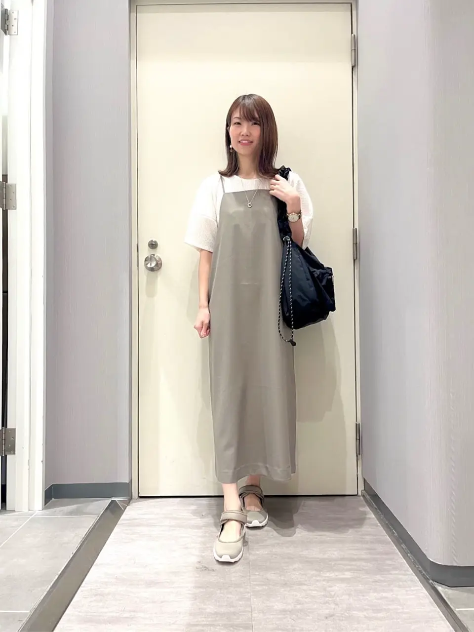 ANY 金井 コーディネート画像