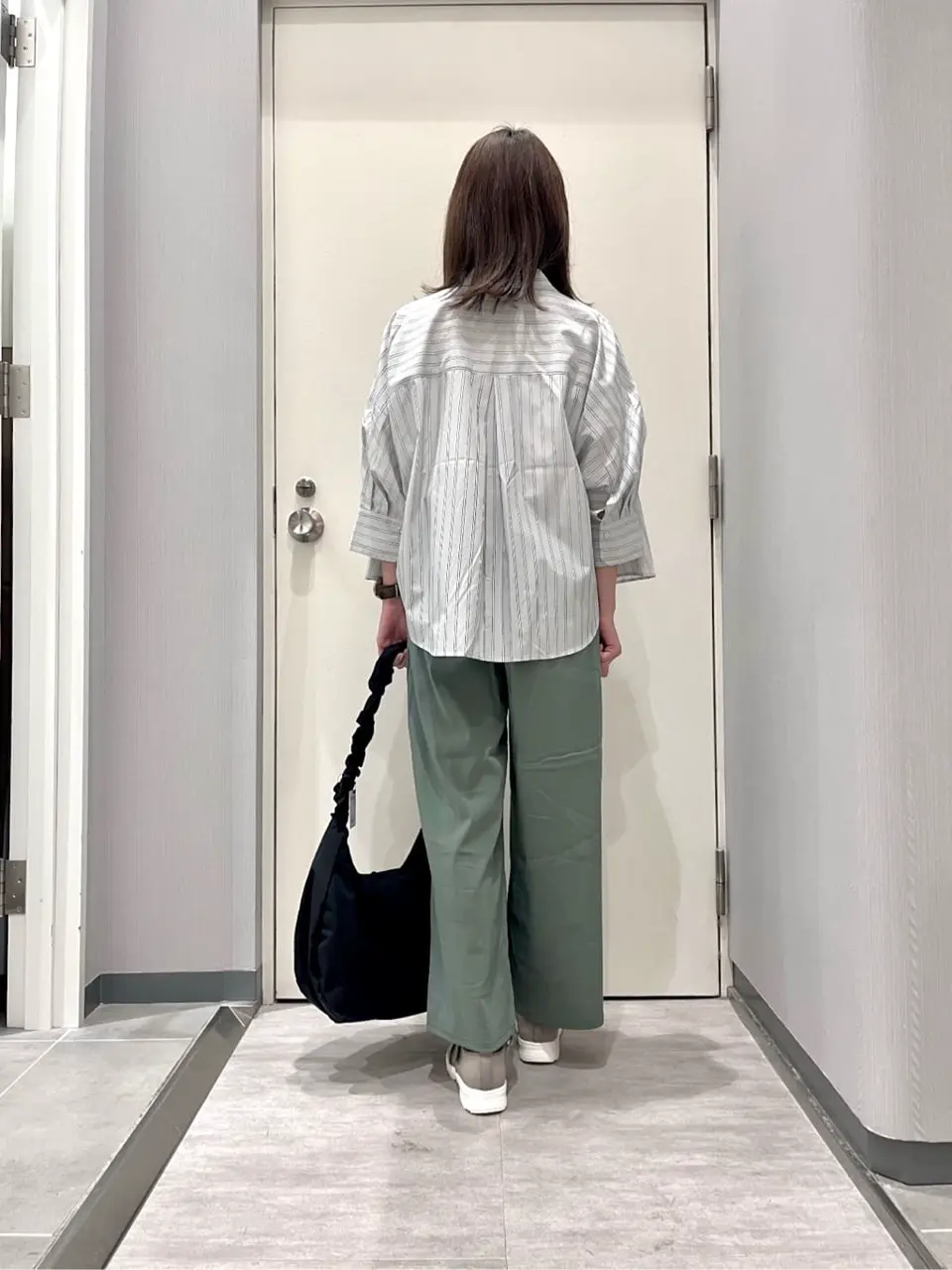 ANY 金井 コーディネート画像